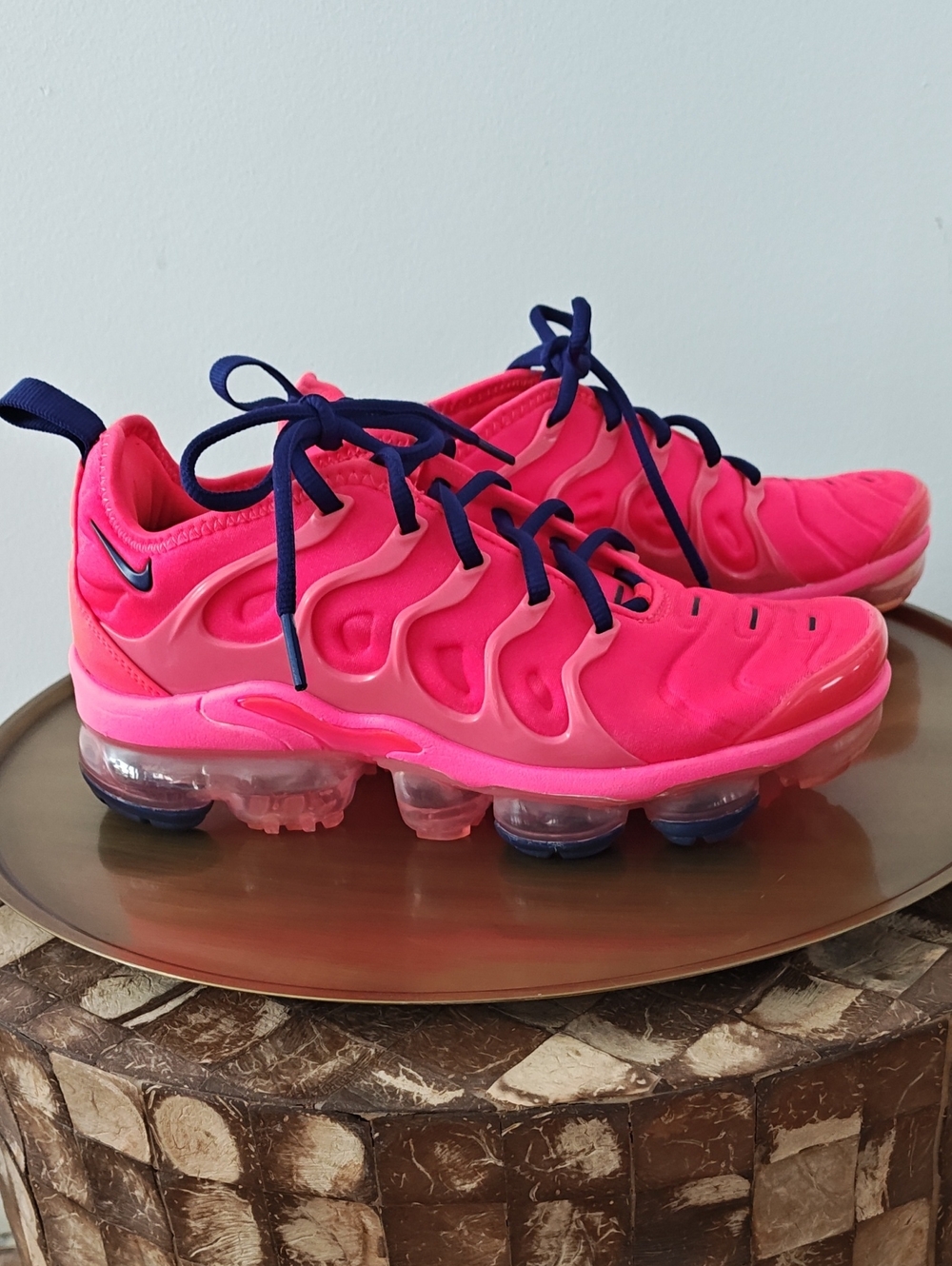 Nike Women's Air Vapormax Plus Bright Crimson Size 6